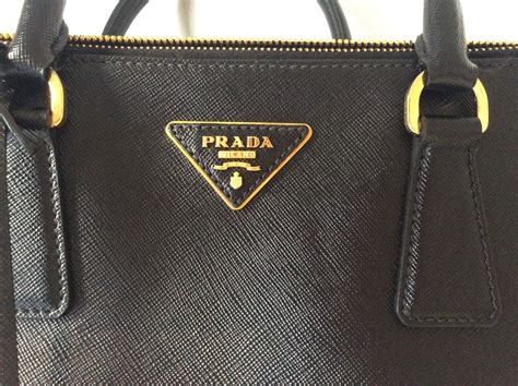 borse prada vecchie collezioni|antique prada handbags.